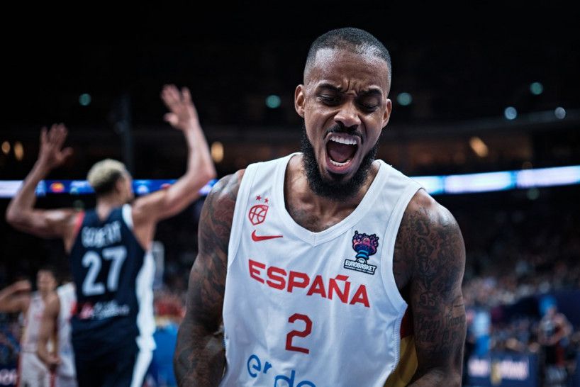 年轻丈夫年轻的爸爸