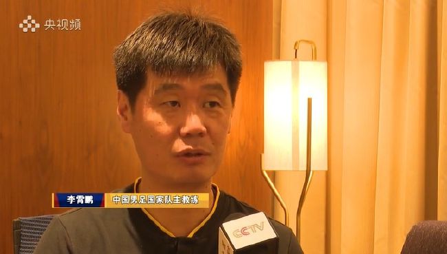 捆绑c黑袜军警gay视频