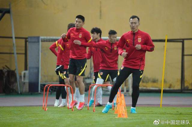 18岁女人毛片