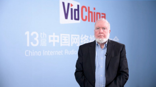 娇妻舒爽高潮呻吟公交车白浆